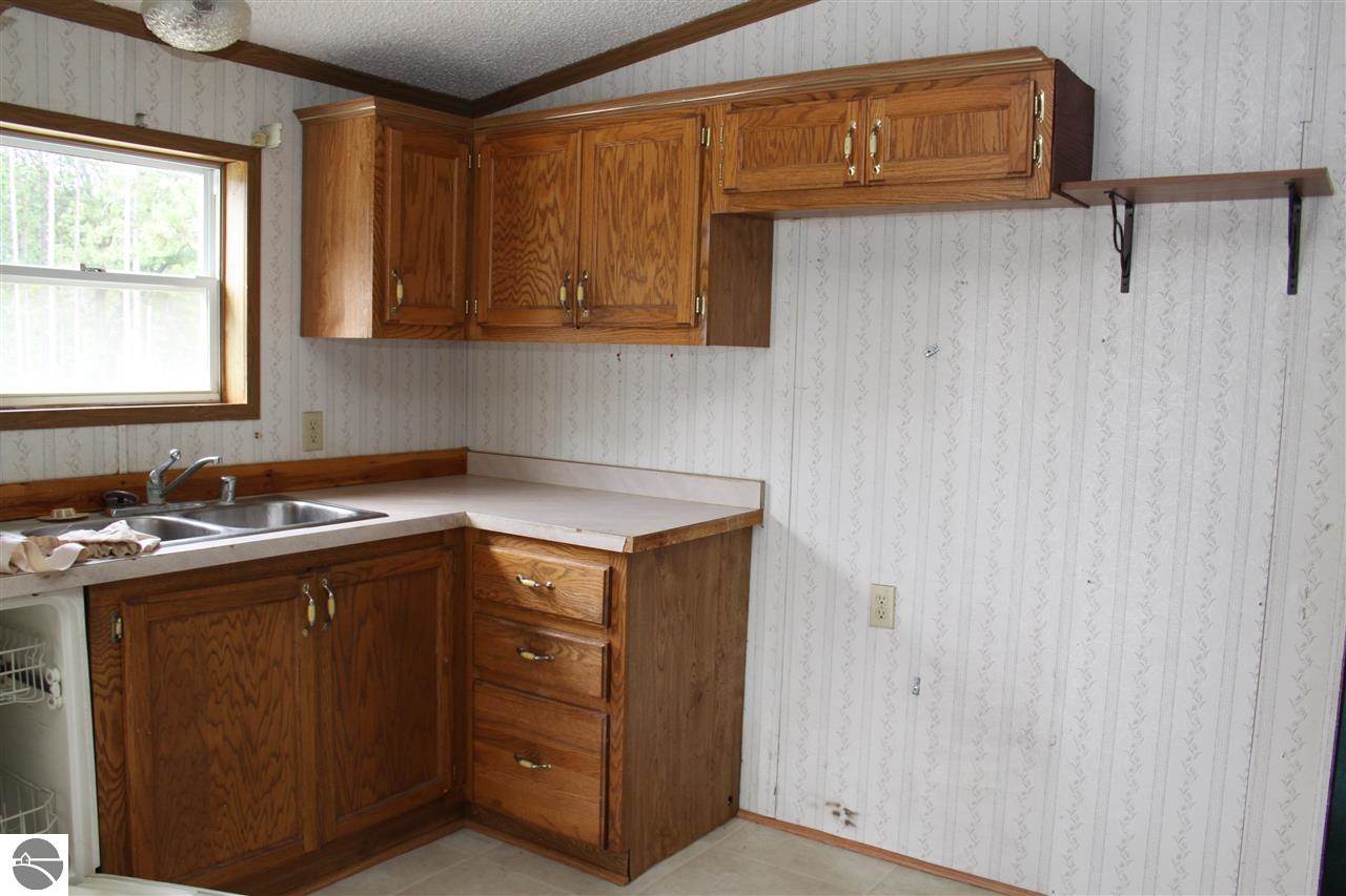 6209 Keffer Road Kingsley, MI 49649 - Photo 37 of 60 1749480-36.JPG