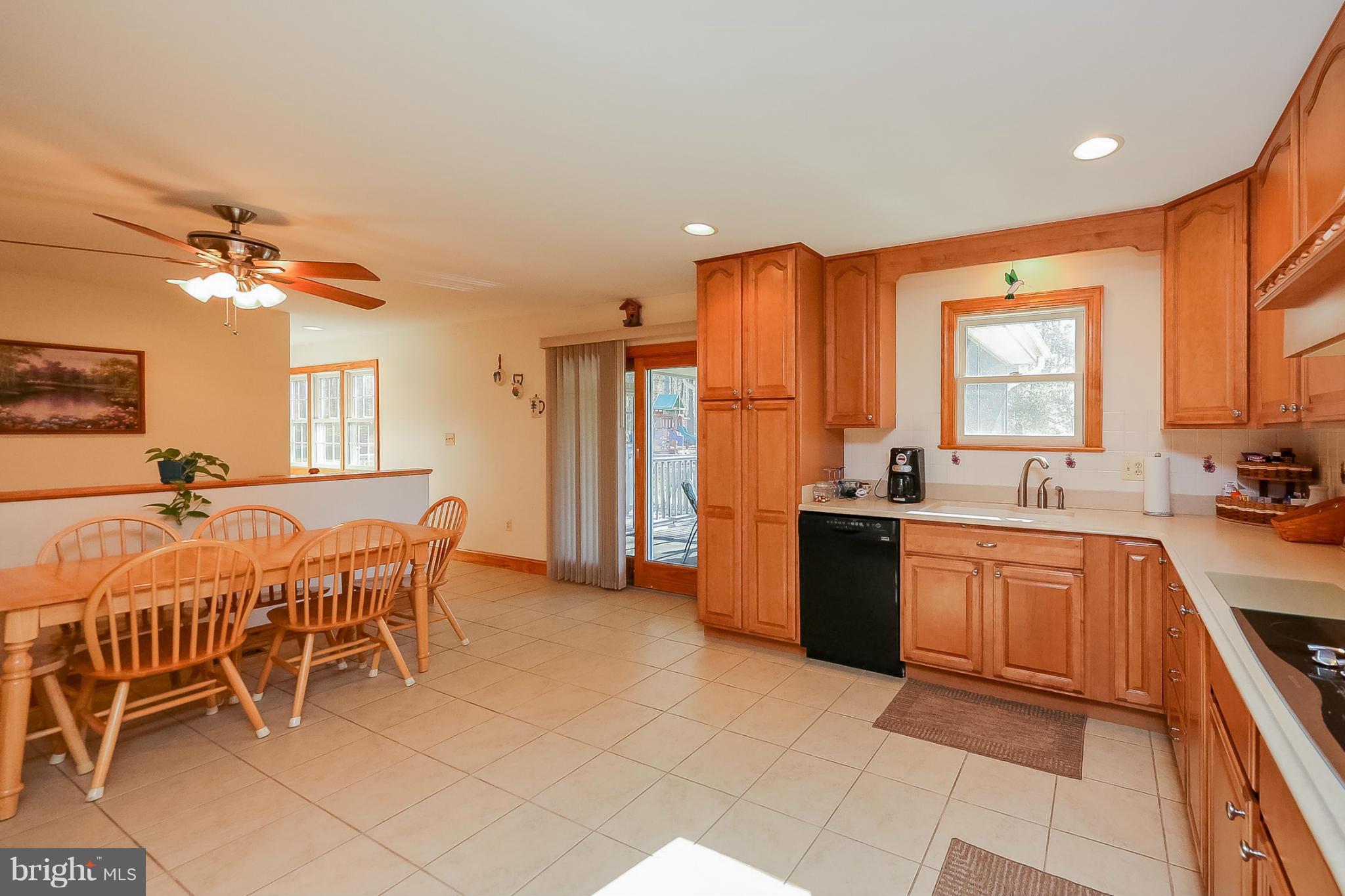 588 Mitchell Mountain Road Reva, VA 22735 - Photo 10 of 30 Kitchen