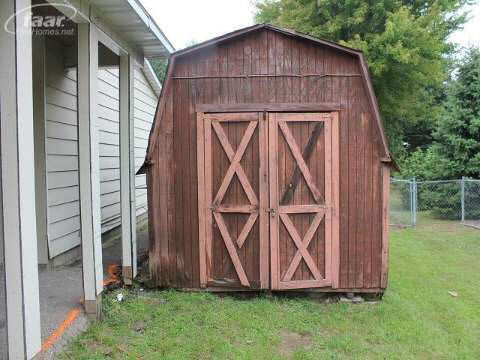 8574 North McKinley Road Flushing, MI 48433 - Photo 17 of 24 20374092-16.JPG