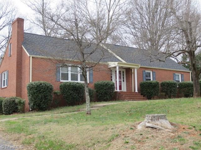 5590 Reynolda Road Winston-Salem, NC 27106 - Photo 2 of 22 Gallery Image 2