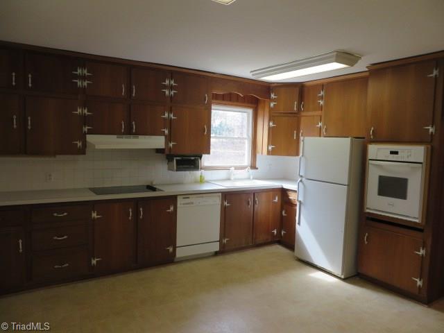 5590 Reynolda Road Winston-Salem, NC 27106 - Photo 9 of 22 Gallery Image 9