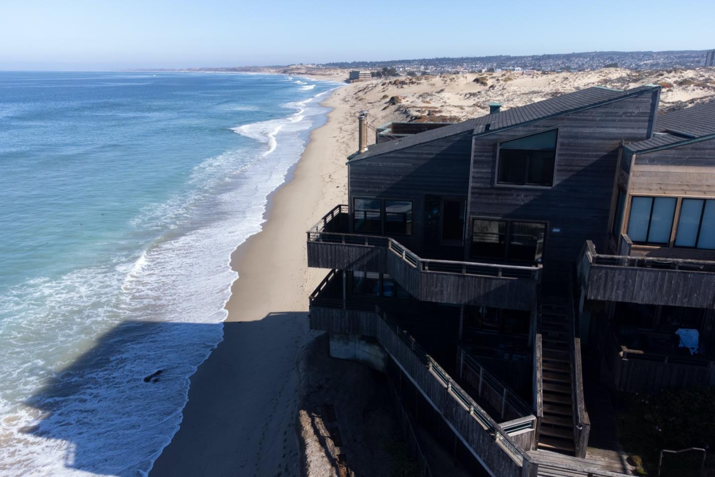 1 Surf Way, Unit 240 Monterey, CA 93940 - Photo 19 of 29 a view of entryway