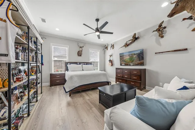 $1,000,000 | 404 Wycliff Drive, China Spring, TX 76633