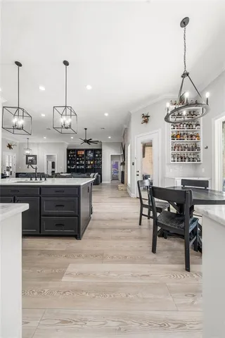 $1,000,000 | 404 Wycliff Drive, China Spring, TX 76633