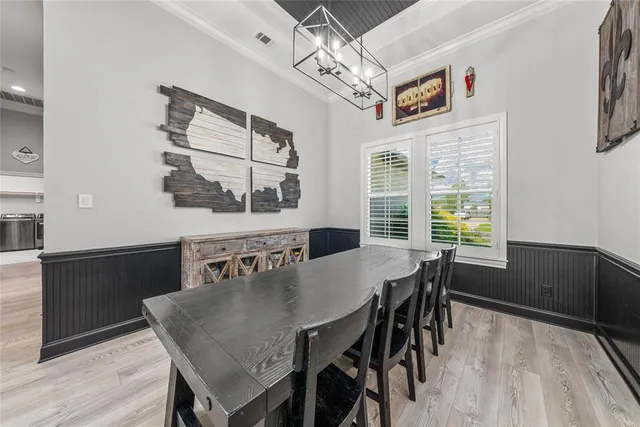 $1,000,000 | 404 Wycliff Drive, China Spring, TX 76633