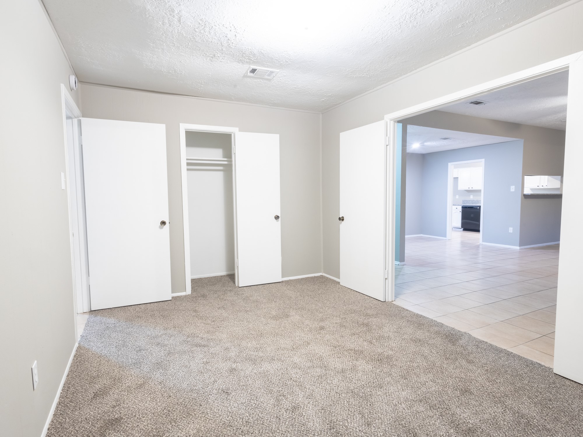 6542 Bridgegate Drive Spring, TX 77373 - Photo 5 of 32