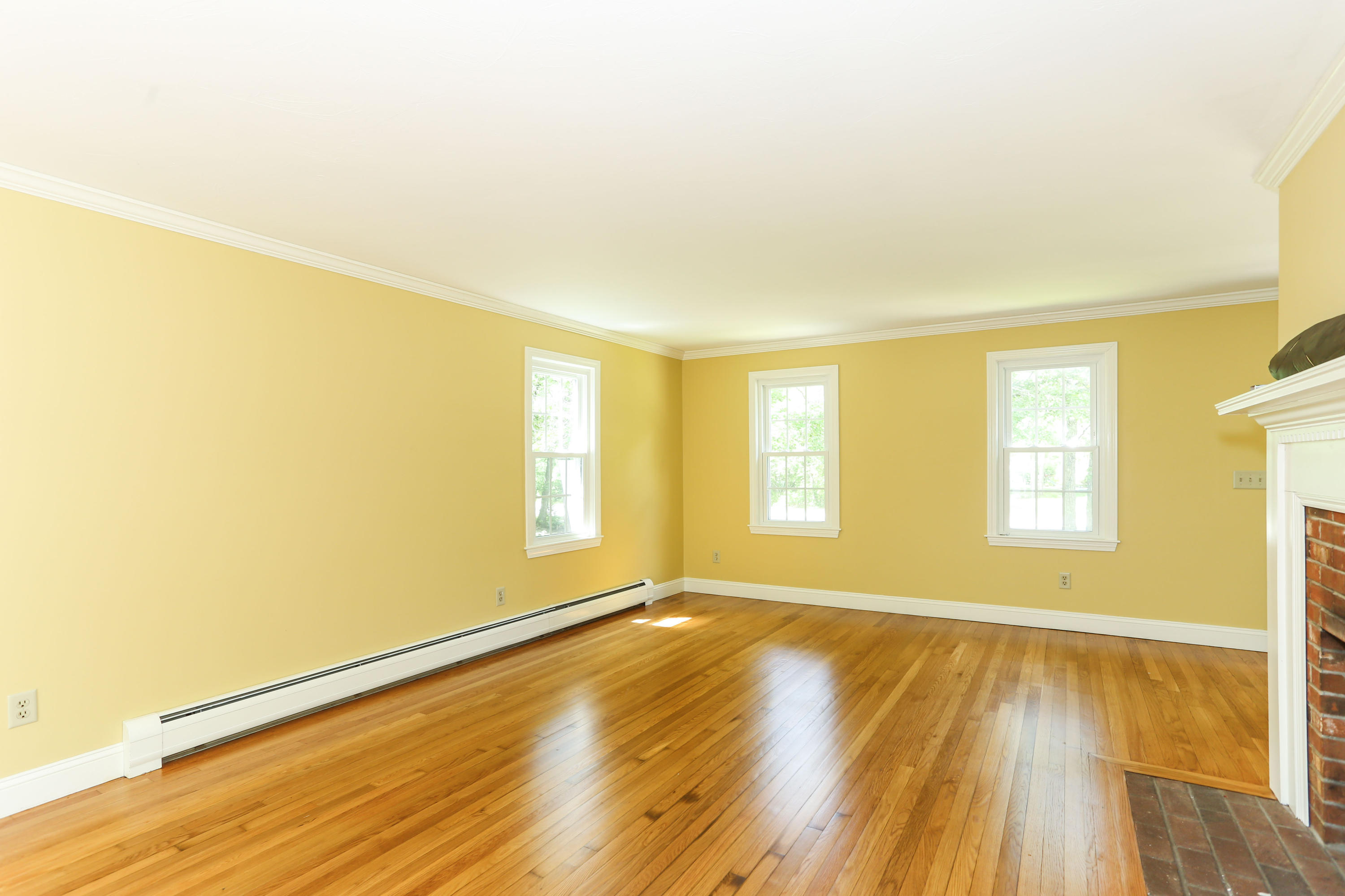 98 Flintrock Road Barnstable, MA 02630 - Photo 11 of 34 98FlinLR-11