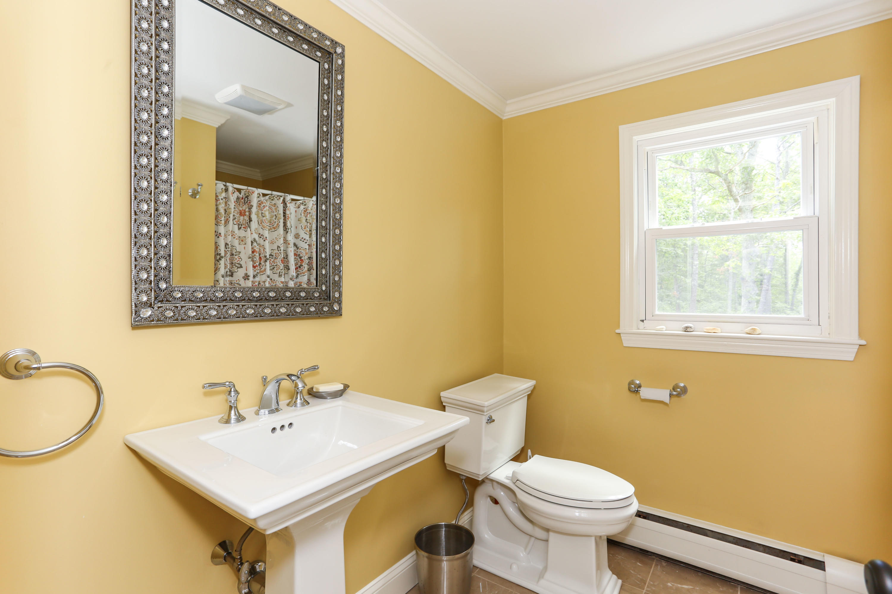 98 Flintrock Road Barnstable, MA 02630 - Photo 15 of 34 98FlinLR-15
