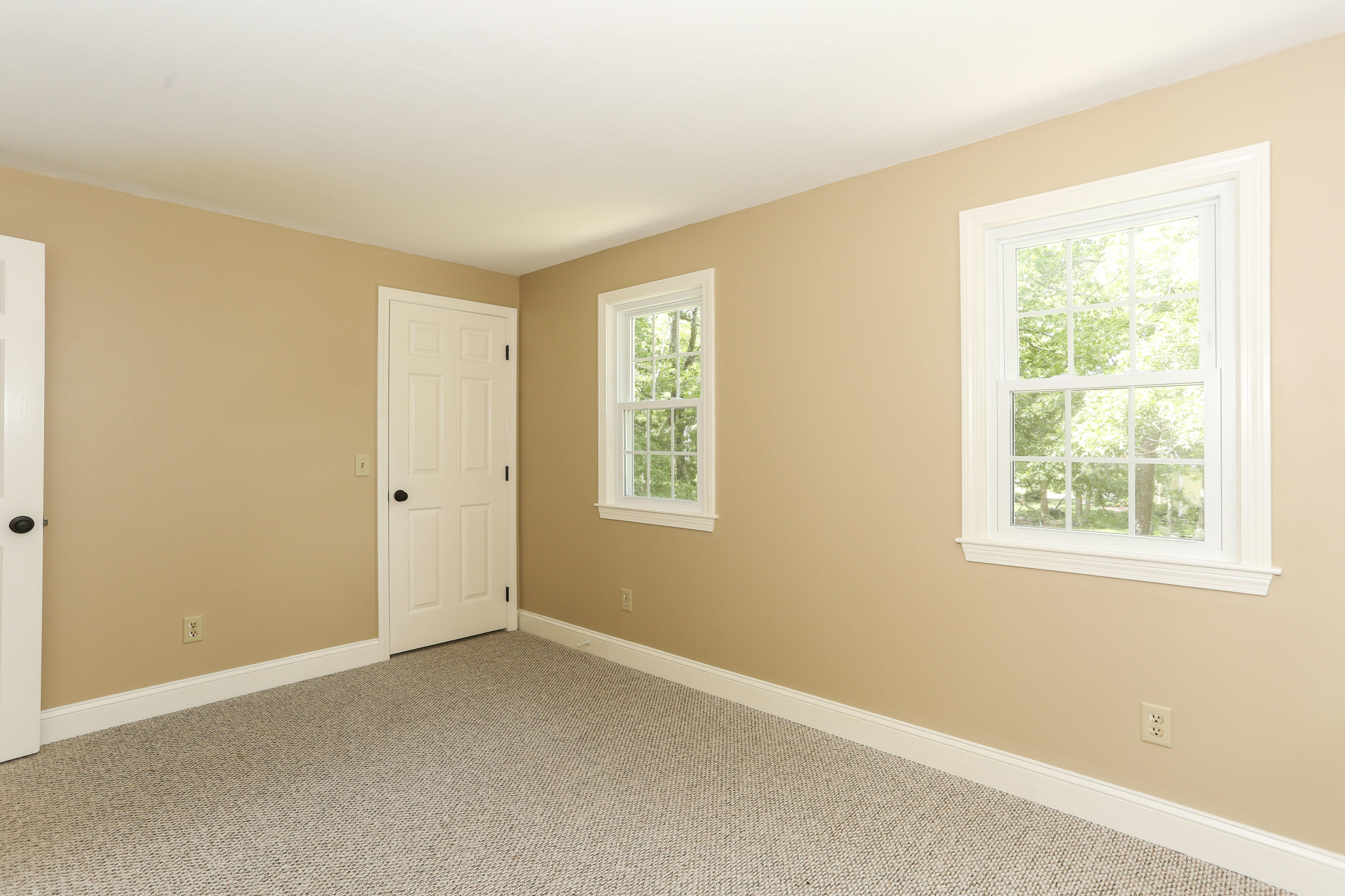 98 Flintrock Road Barnstable, MA 02630 - Photo 26 of 34 98FlinLR-29
