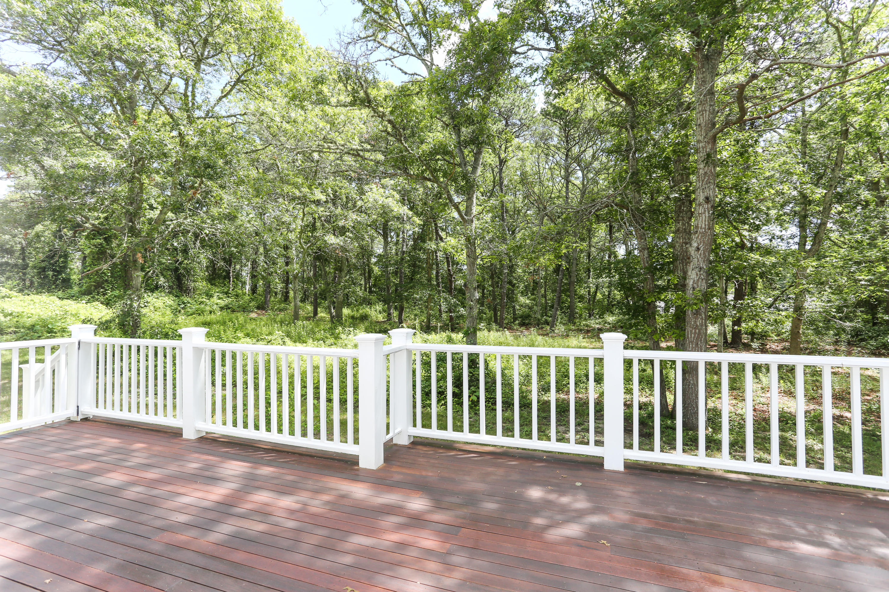 98 Flintrock Road Barnstable, MA 02630 - Photo 27 of 34 98FlinLR-30