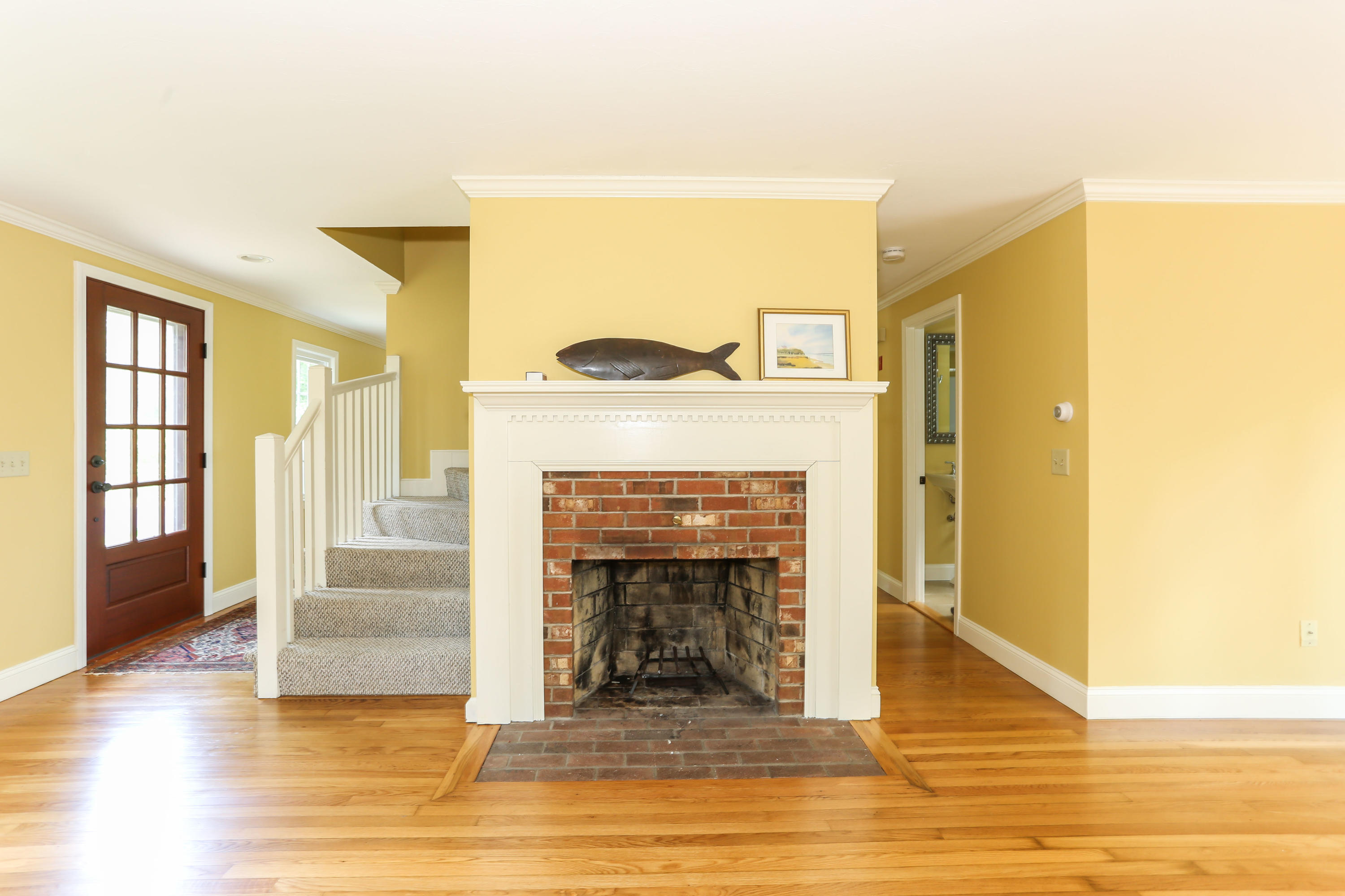 98 Flintrock Road Barnstable, MA 02630 - Photo 6 of 34 98FlinLR-9