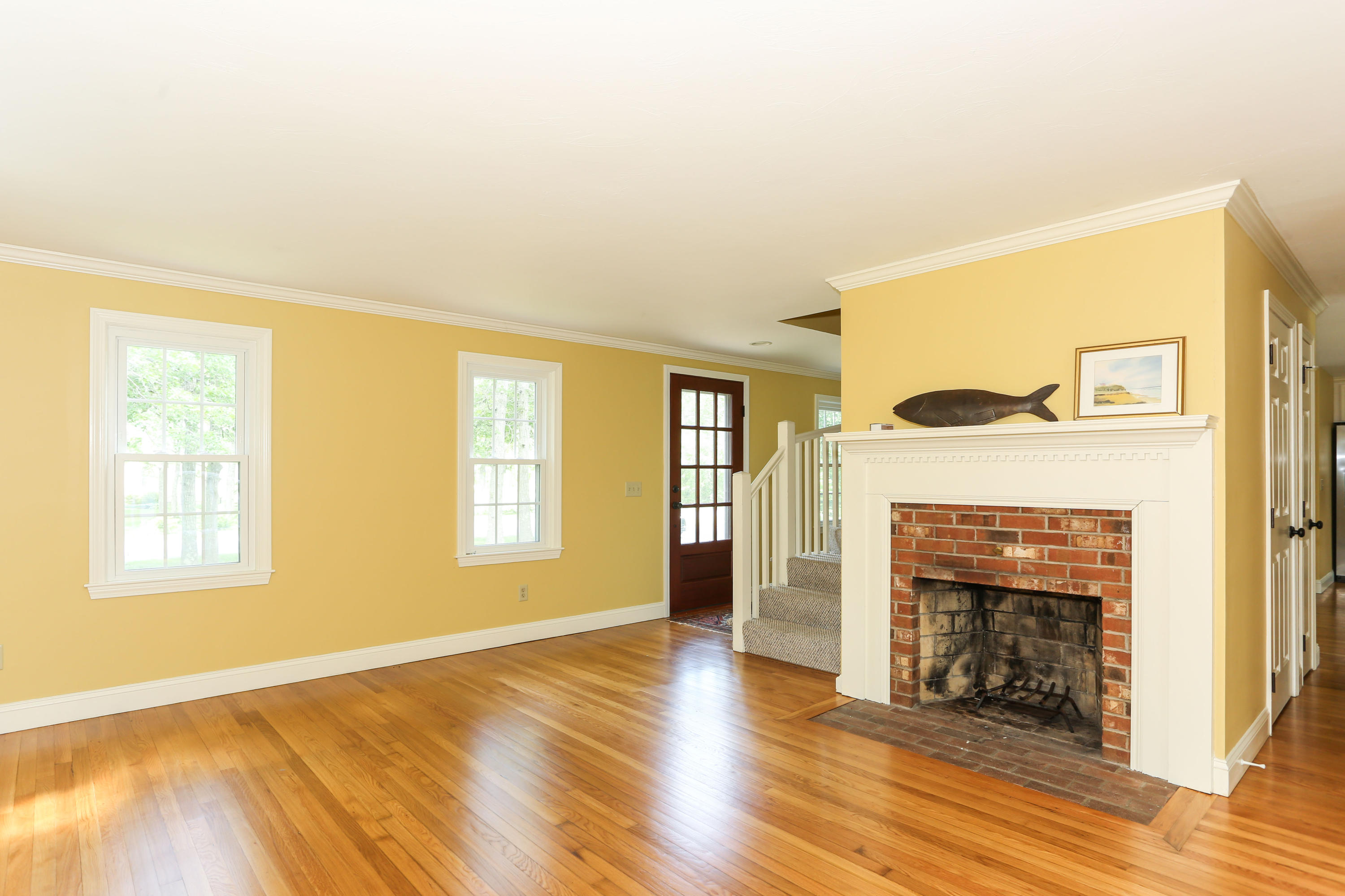 98 Flintrock Road Barnstable, MA 02630 - Photo 10 of 34 98FlinLR-10