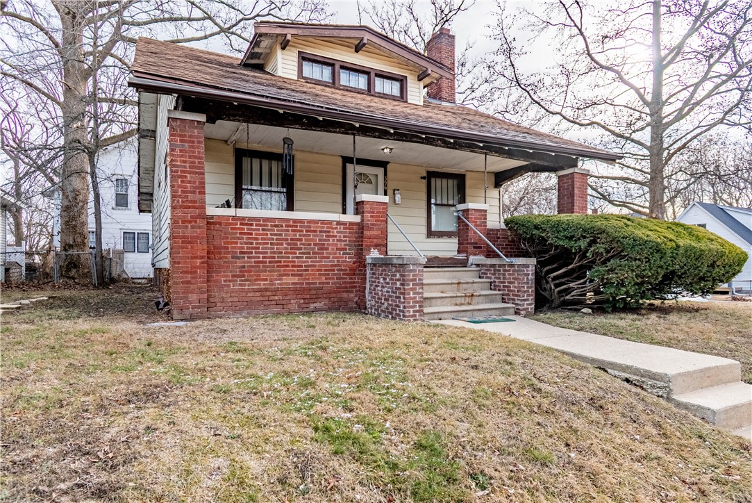 396 South Mc Clellan Avenue Decatur, IL 62522 - Photo 1 of 21