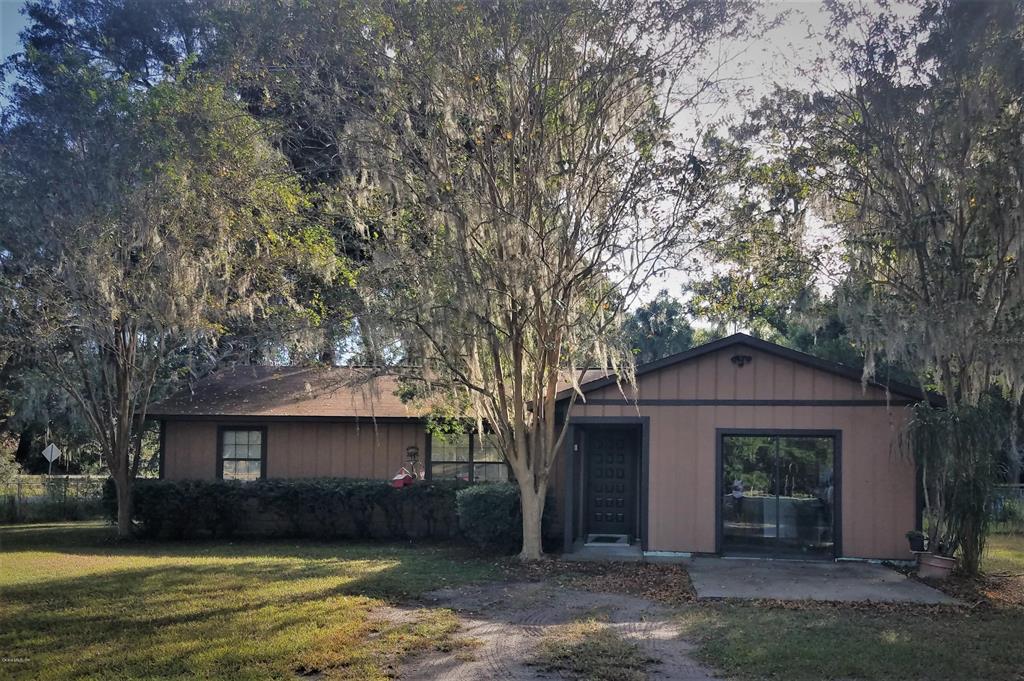 16491 Northwest Gainesville Road Reddick, FL 32686 - Photo 1 of 1 Front