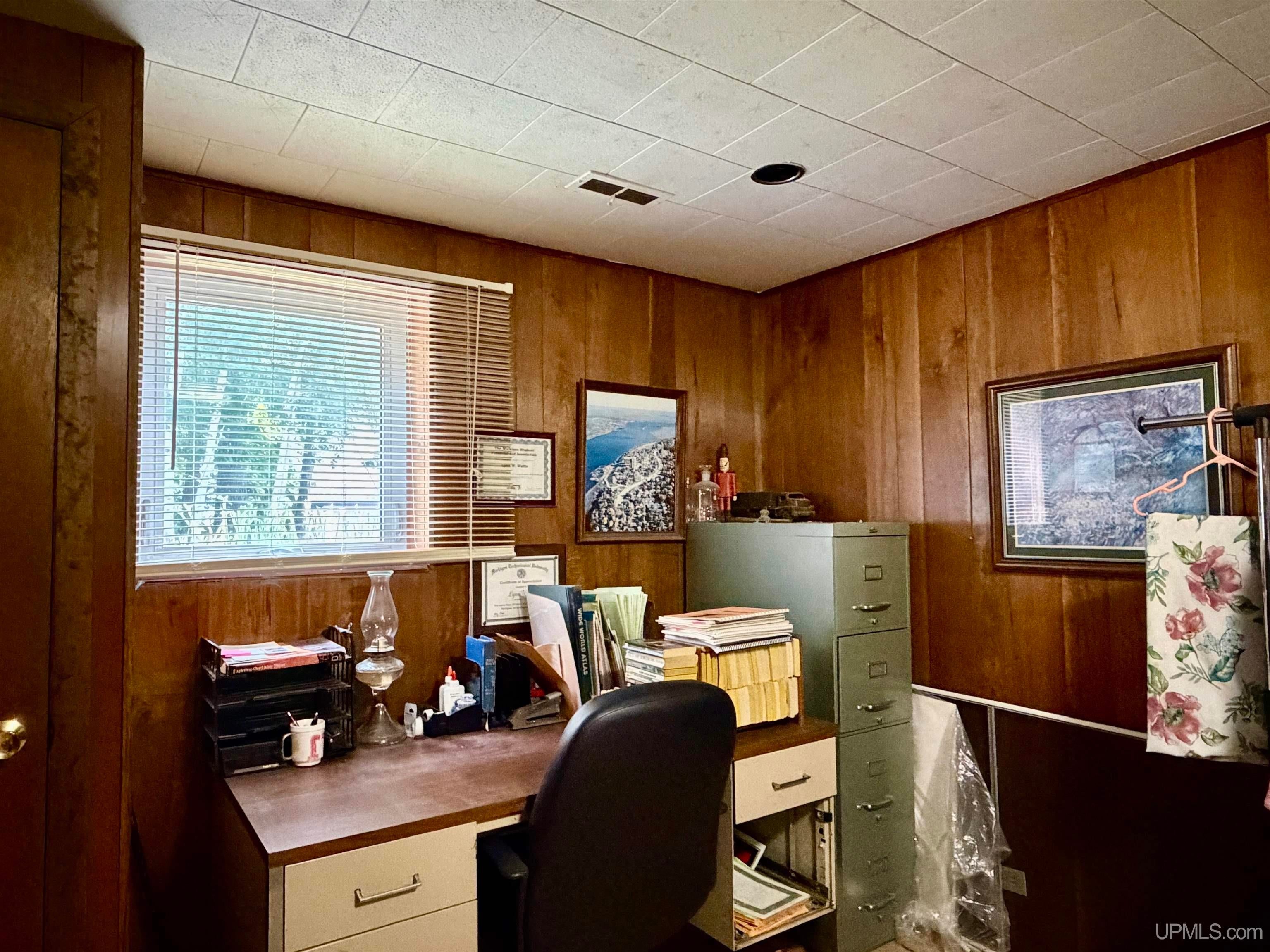 22175 Ridge Road Houghton, MI 49931 - Photo 20 of 33 Gallery Image 20