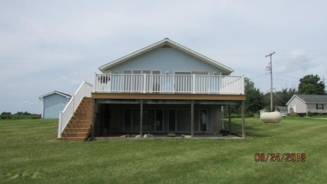 7025 Lake Road Osseo, MI 49266 - Photo 3 of 64 8327 057