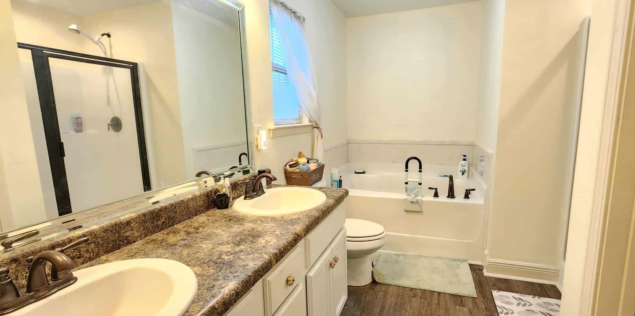 15623 Medway Court Foley, AL 36535 - Photo 22 of 29 Bathroom