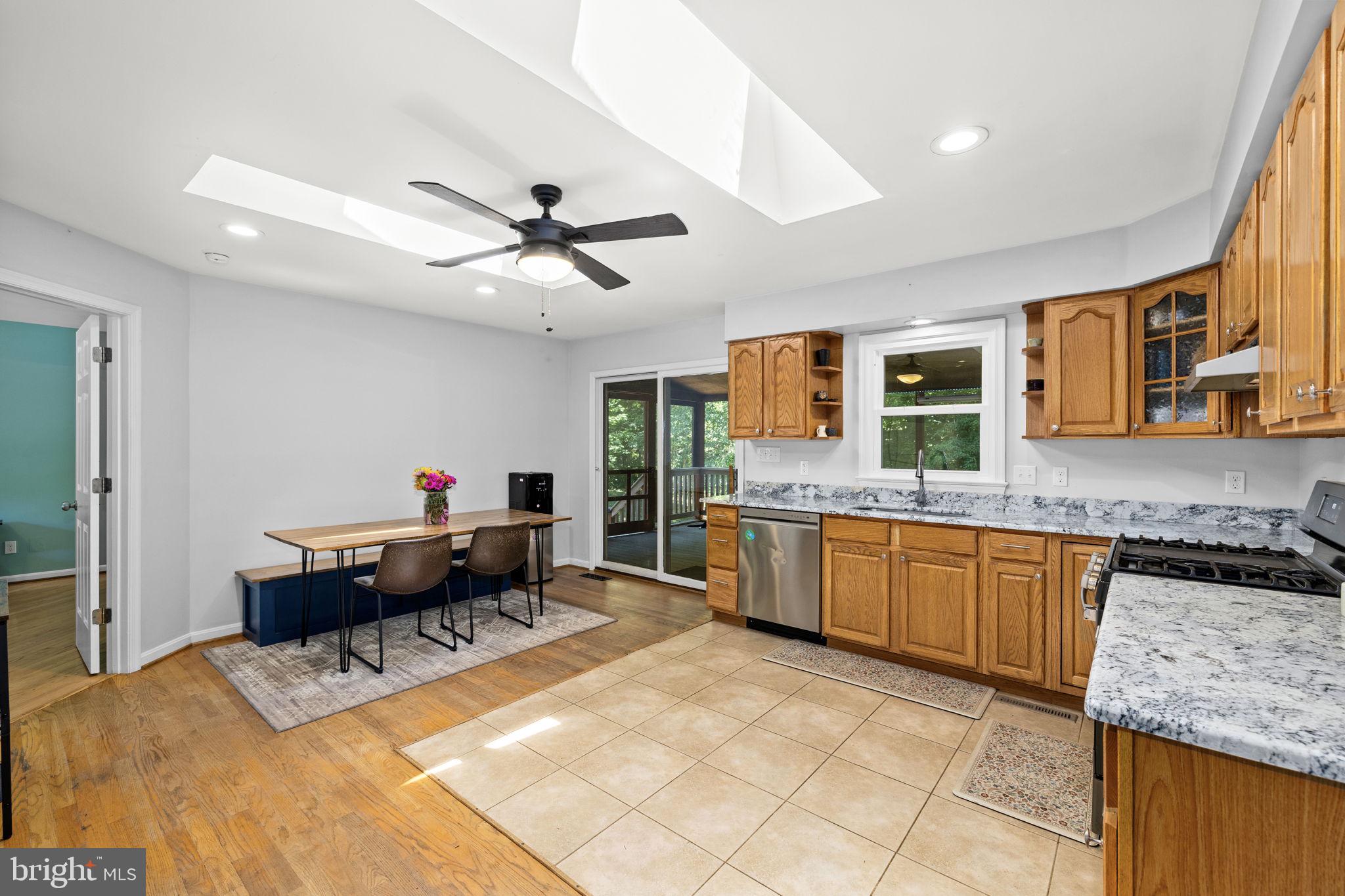 247 Bootons Lane Orange, VA 22960 - Photo 12 of 47 Large, open kitchen!