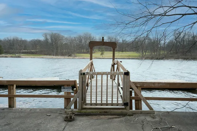 $399,000 | 3004 White Oaks Lane, Buchanan, MI 49107