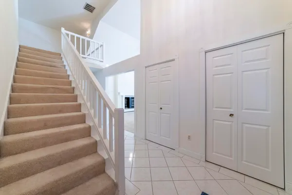 $375,000 | 3004 White Oaks Lane, Buchanan, MI 49107