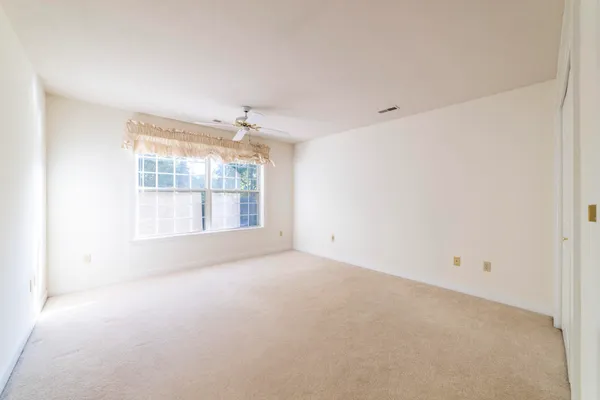 $375,000 | 3004 White Oaks Lane, Buchanan, MI 49107