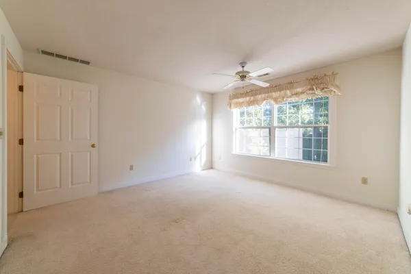 $375,000 | 3004 White Oaks Lane, Buchanan, MI 49107