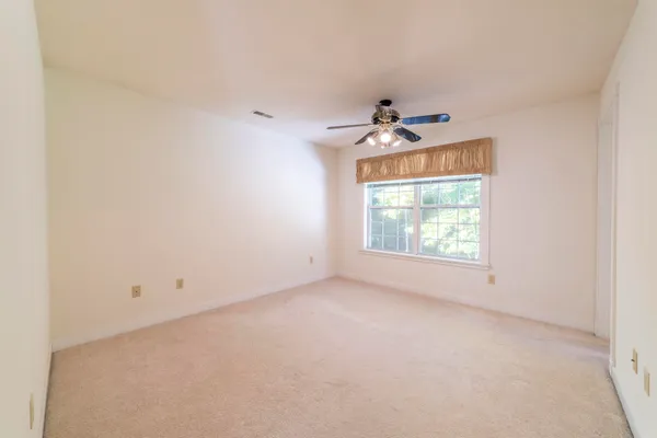 $375,000 | 3004 White Oaks Lane, Buchanan, MI 49107