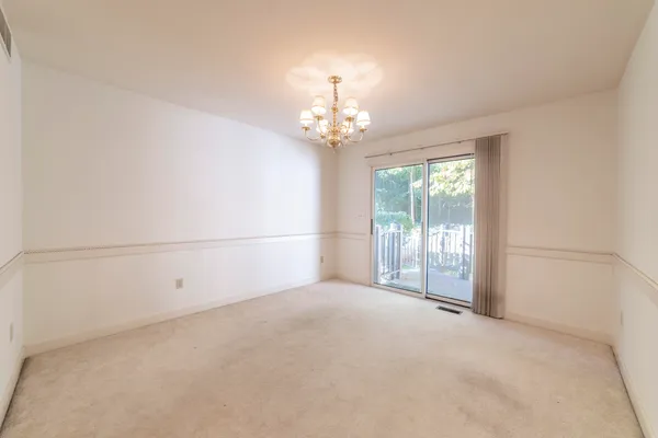 $375,000 | 3004 White Oaks Lane, Buchanan, MI 49107