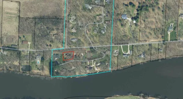 $375,000 | 3004 White Oaks Lane, Buchanan, MI 49107