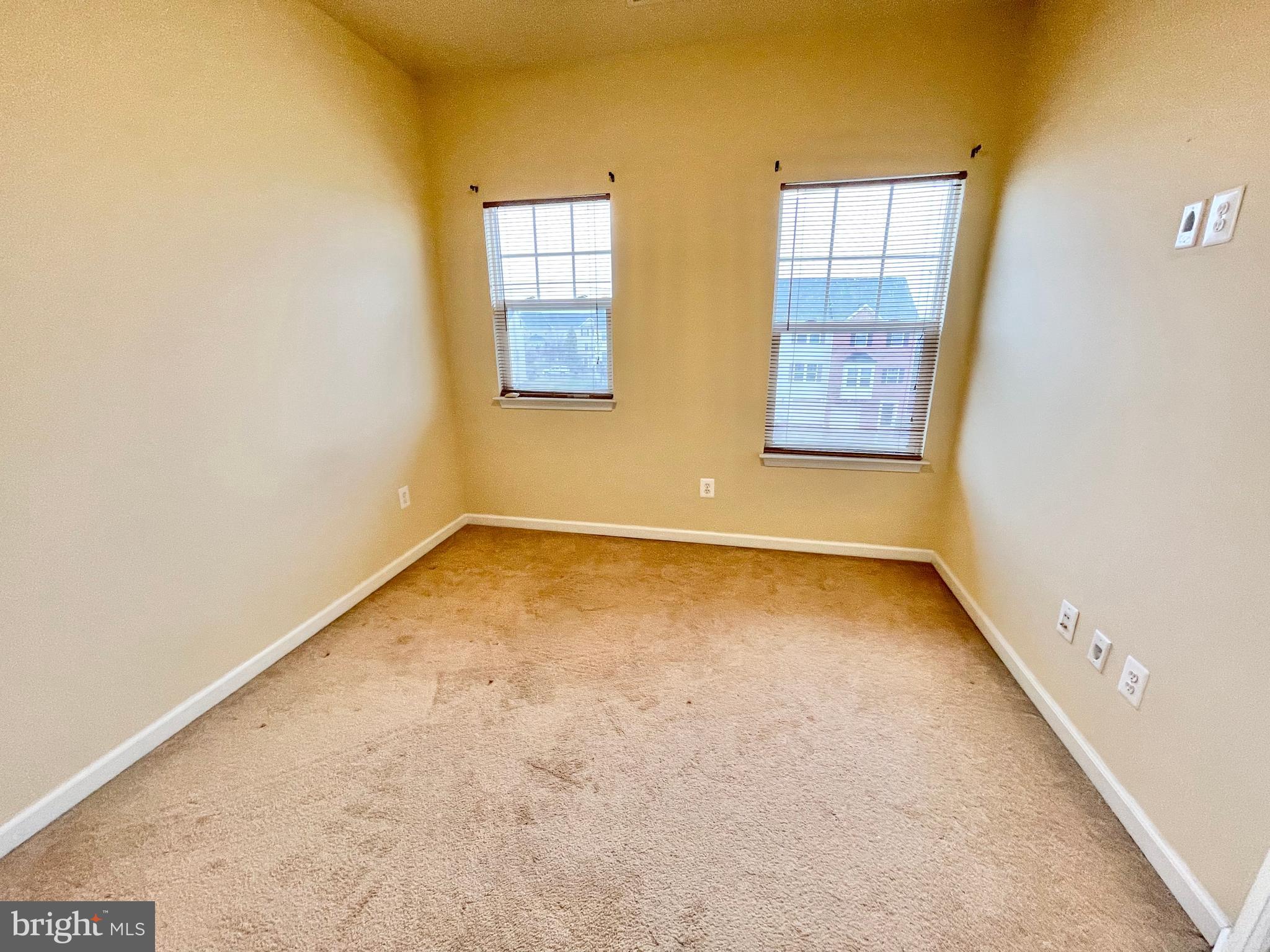 155 Short Branch Road Stafford, VA 22556 - Photo 21 of 32 an empty room with windows
