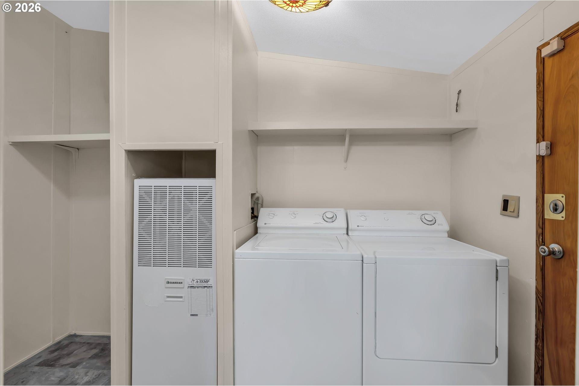 13115 Southeast Foster Road Portland, OR 97236 - Photo 13 of 36 Gallery Image 13
