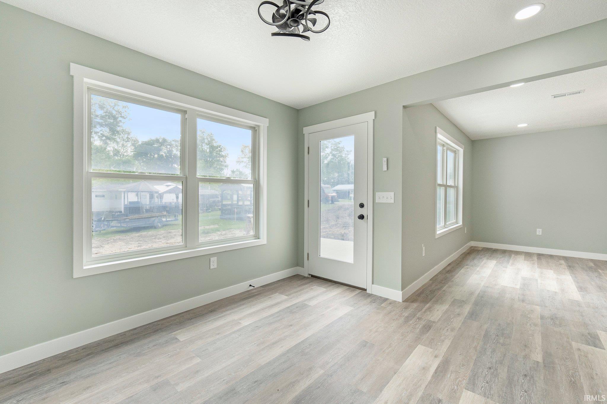 3615 Lindbergh Boulevard Fort Wayne, IN 46806 - Photo 19 of 25