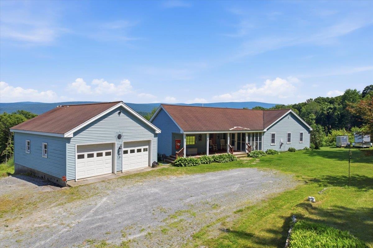 1253 Old West Road Arlington, VT 05250 - Photo 1 of 38