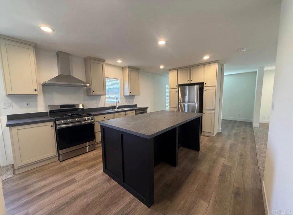 335 West Legion Road, Unit 72 Brawley, CA 92227 - Photo 8 of 13 gourmet kitchen