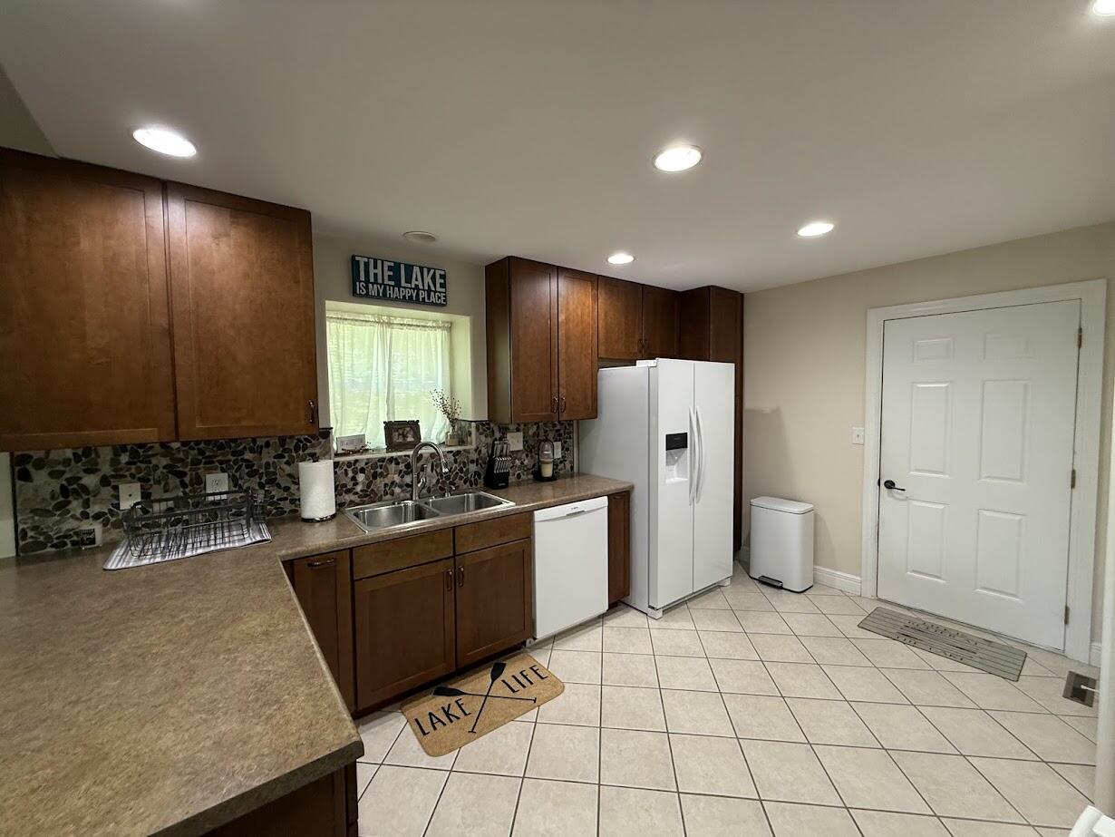 369 Crestview Drive Ridgedale, MO 65739 - Photo 15 of 35 Kitchen