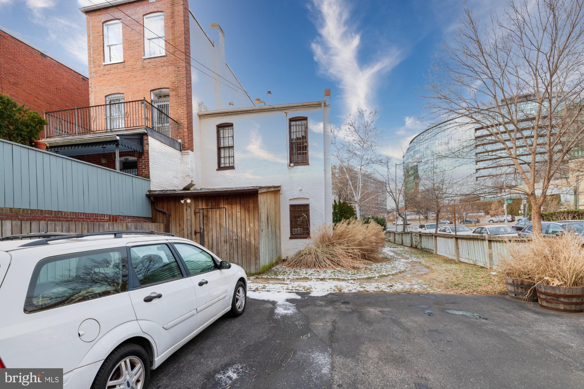 1837 19th Street Northwest Washington, DC 20009 - Photo 35 of 37