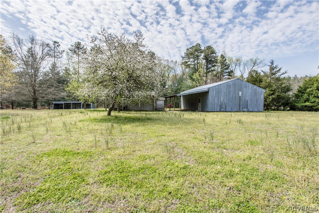 11610 Buckhorn Road Chesterfield, VA 23838 - Photo 28 of 37 a view of a garden