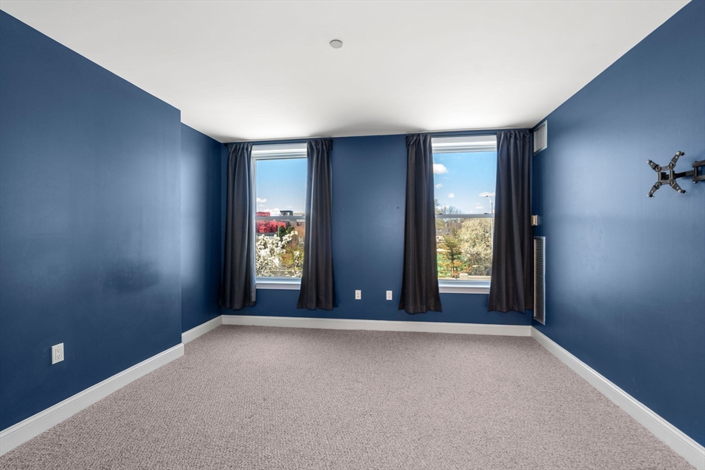 65 Chelsea Street, Unit 304 Boston, MA 02129 - Photo 12 of 22