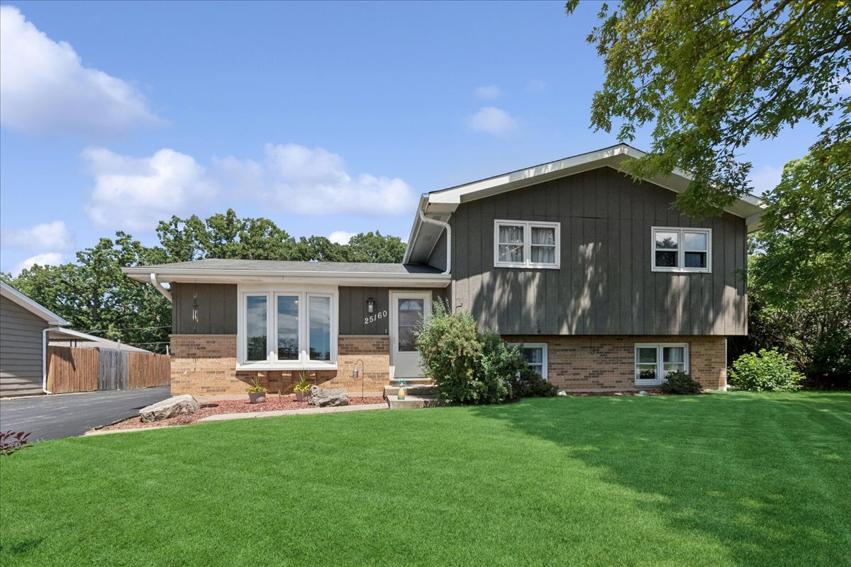 25160 West Monaville Road Lake Villa, IL 60046 - Photo 1 of 34