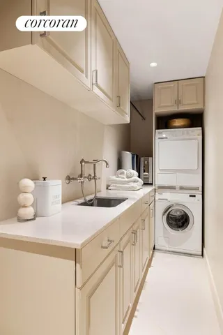 $7,900,000 | 15 West 81st Street, Unit 1D/2D | Upper West Side