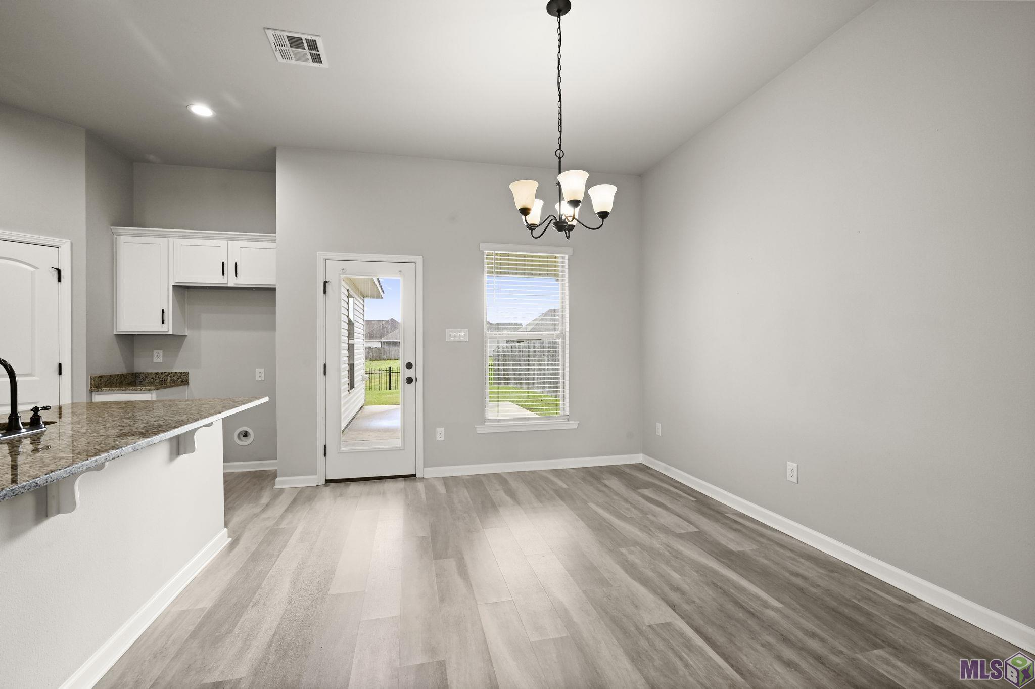 43119 Pointside Avenue Prairieville, LA 70769 - Photo 4 of 25