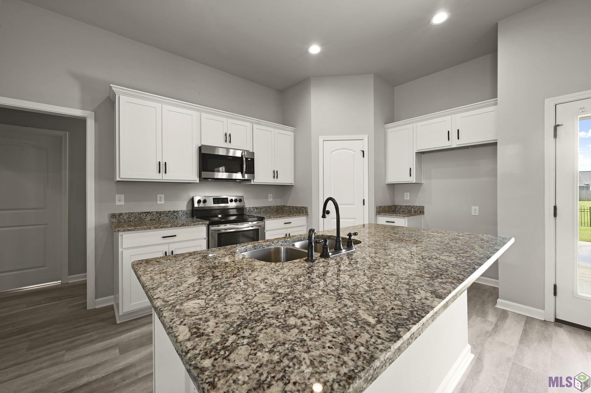 43119 Pointside Avenue Prairieville, LA 70769 - Photo 6 of 25