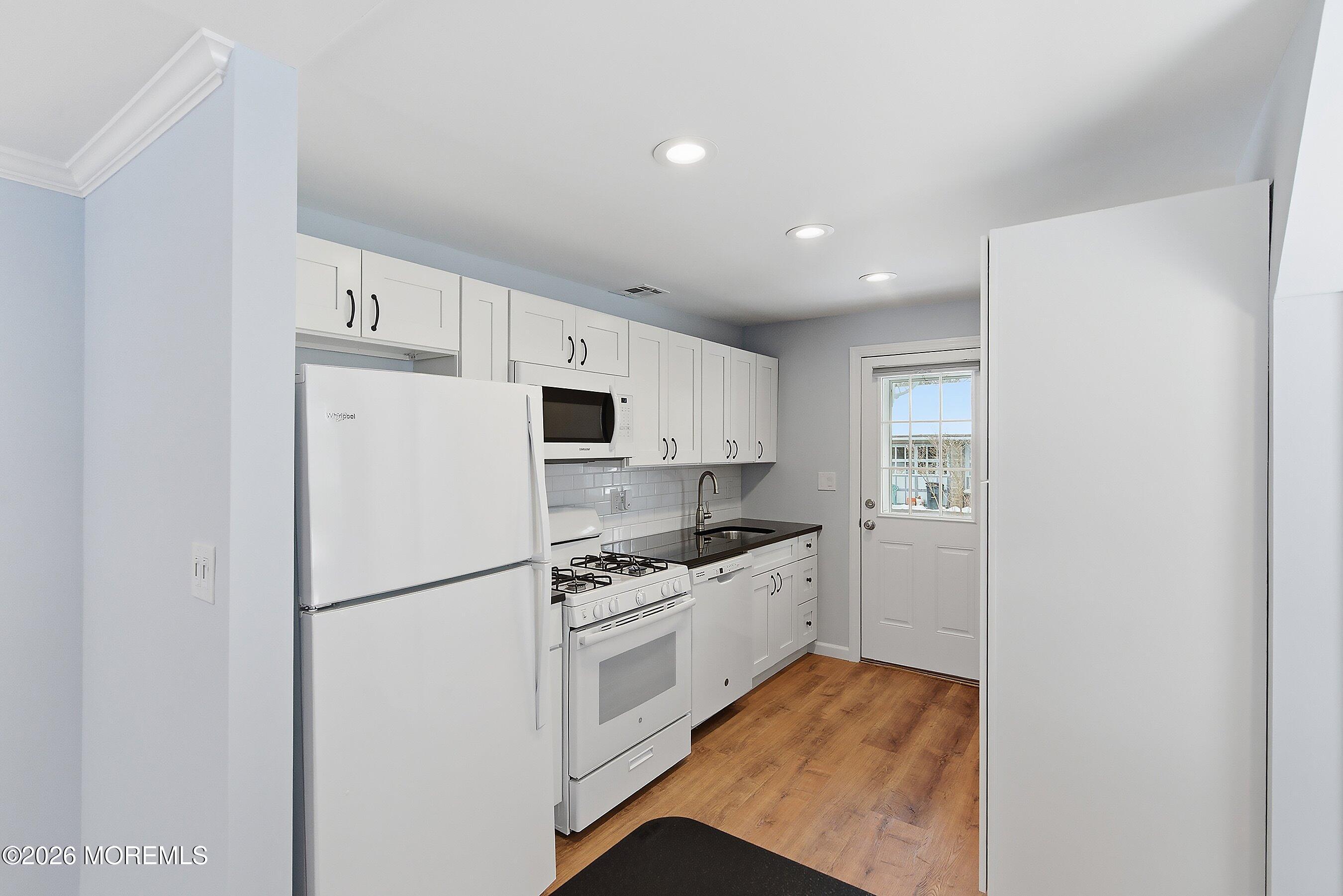 131 Spring Street, Unit B Red Bank, NJ 07701 - Photo 7 of 18 07-Kitchen 1D