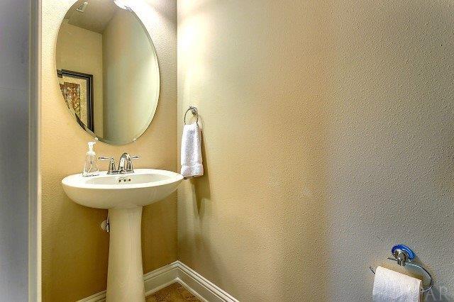 994 Upland Road Cantonment, FL 32533 - Photo 12 of 21 Gallery Image 12