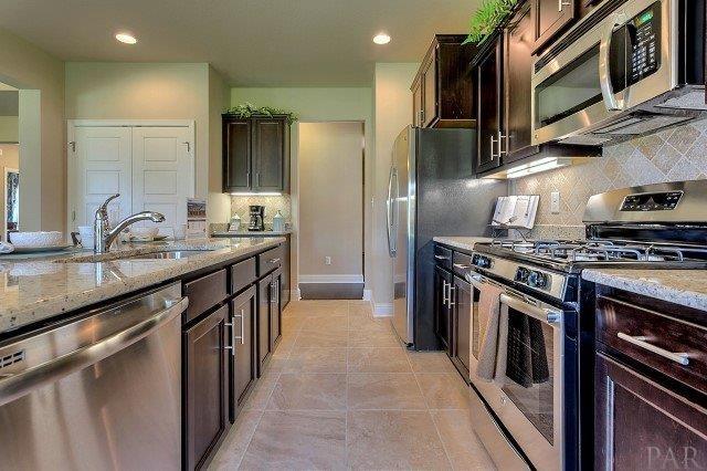 994 Upland Road Cantonment, FL 32533 - Photo 19 of 21 Gallery Image 19