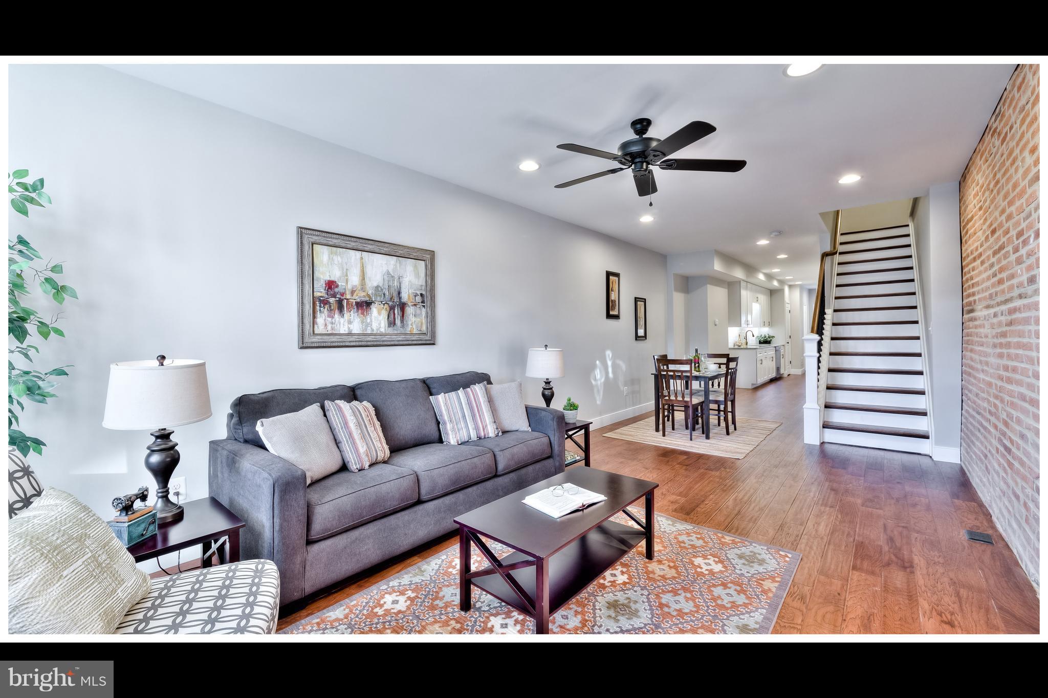 3342 Keswick Road Baltimore, MD 21211 - Photo 4 of 30 Living Room