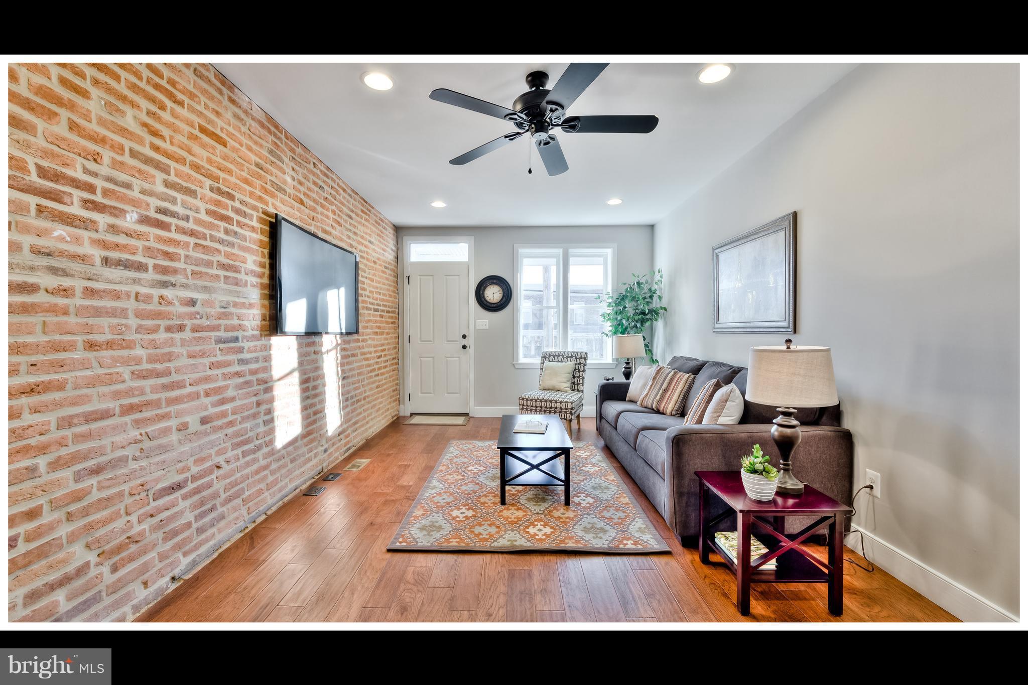 3342 Keswick Road Baltimore, MD 21211 - Photo 6 of 30 Living Room
