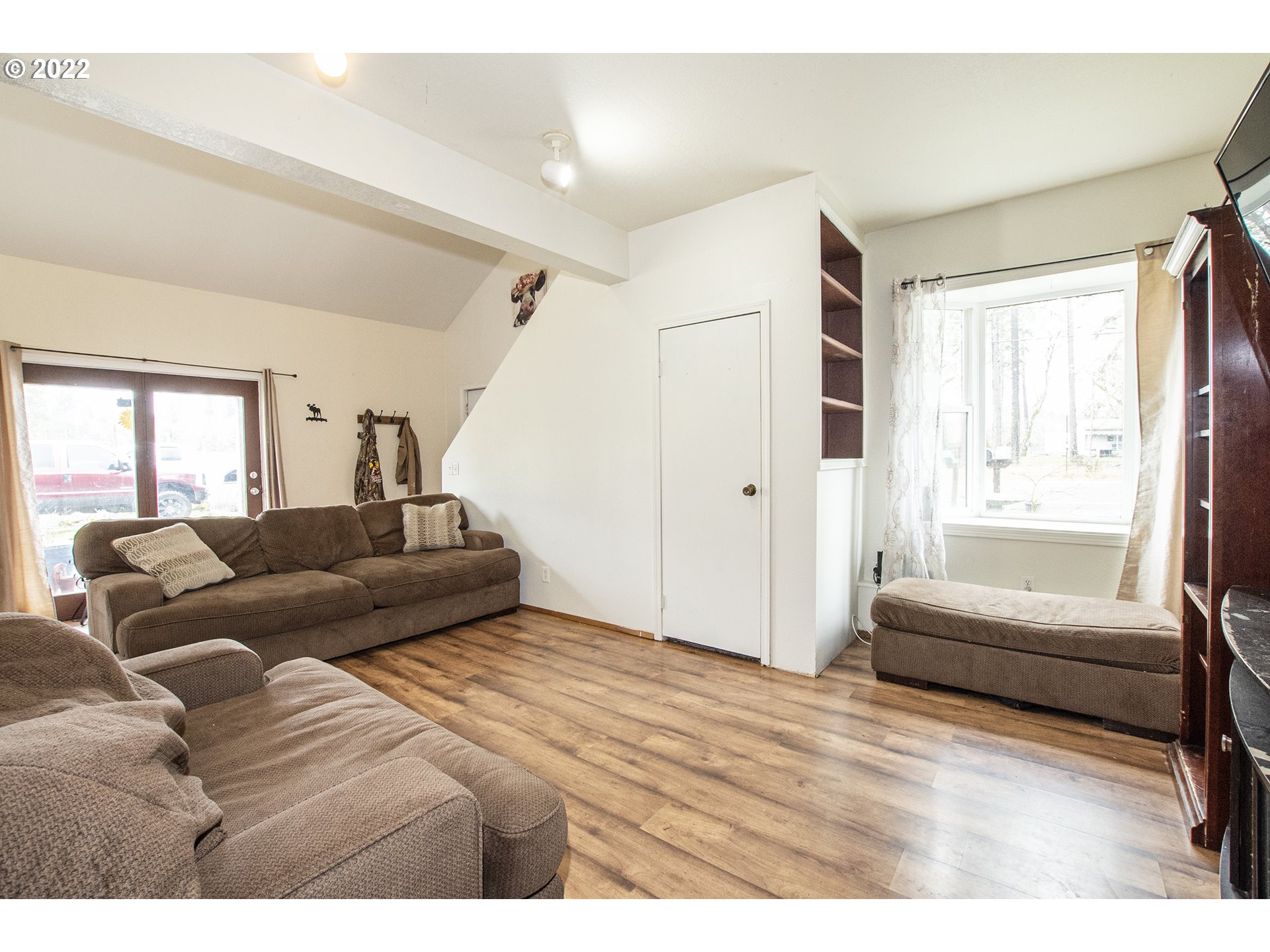 88439 Ellmaker Road Veneta, OR 97487 - Photo 5 of 28 Gallery Image 5