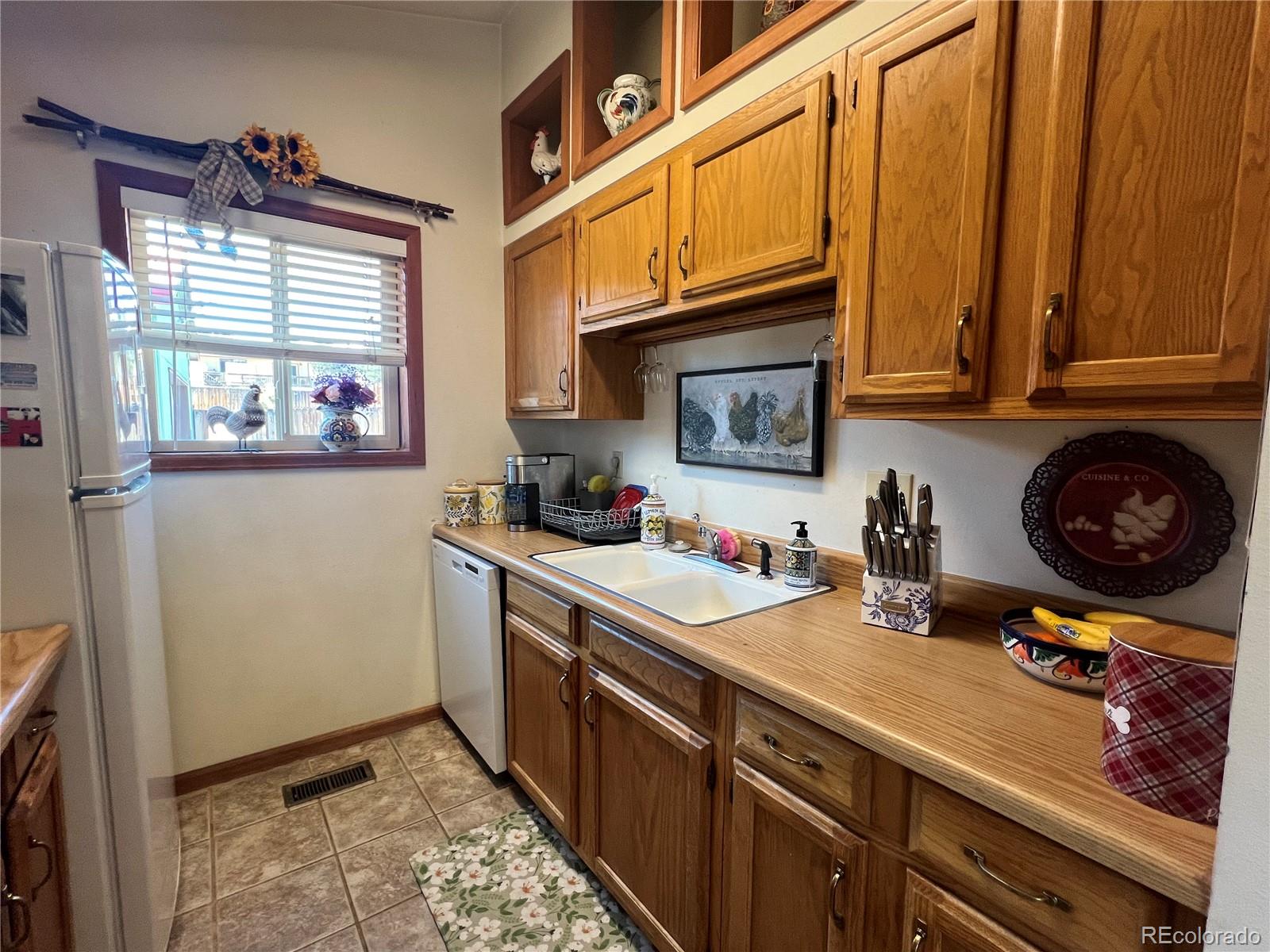 304 Cowan Road Bailey, CO 80421 - Photo 7 of 35 Gallery Image 7