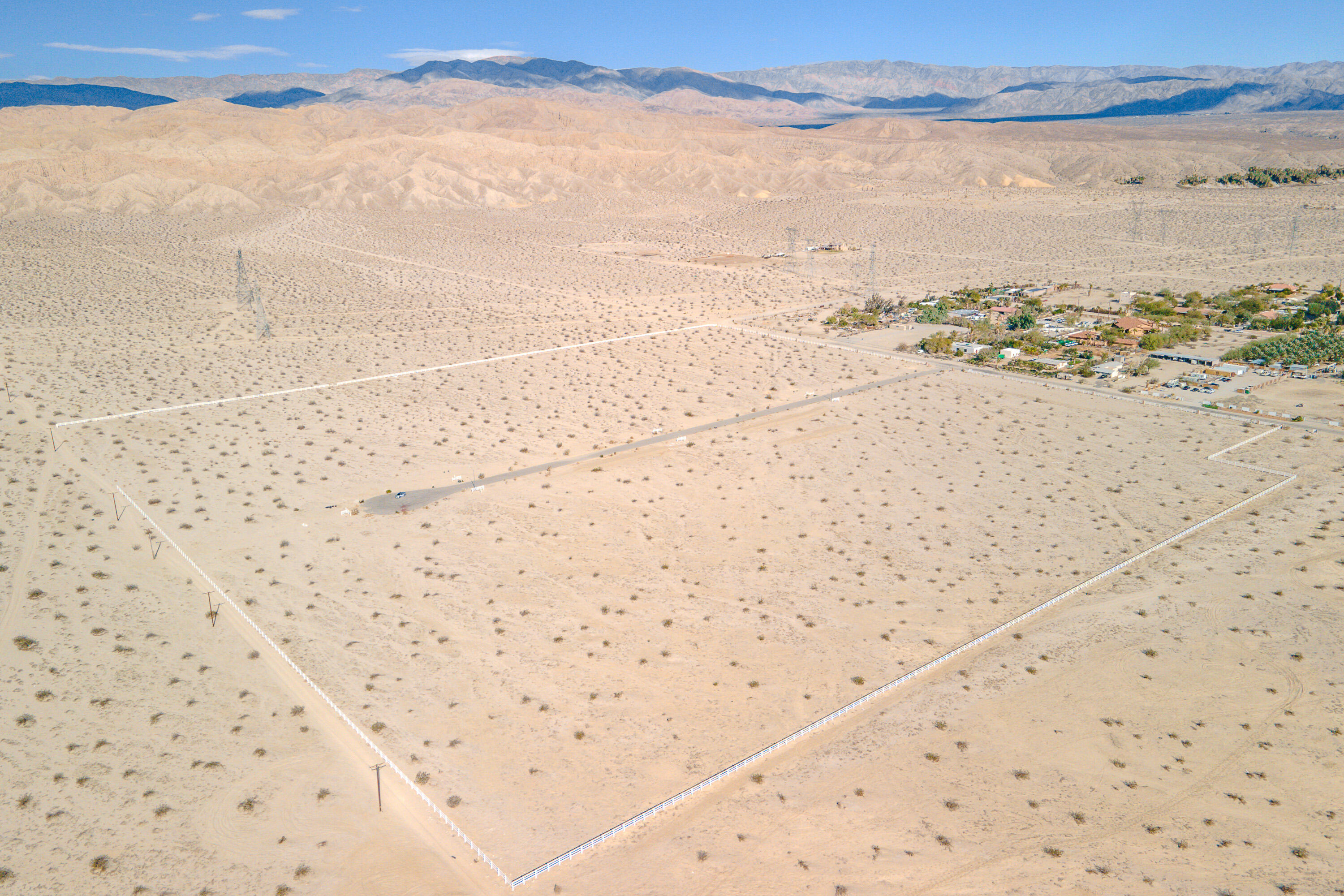 2 Hidden Springs Thousand Palms, CA 92276 - Photo 12 of 16 Property-2